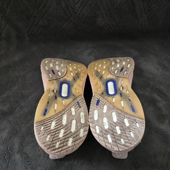 Adidas Ultraboost 5x Running Shoes Womens Sz 8.5 Athletic Sneakers Trainers Pink - Picture 9 of 10